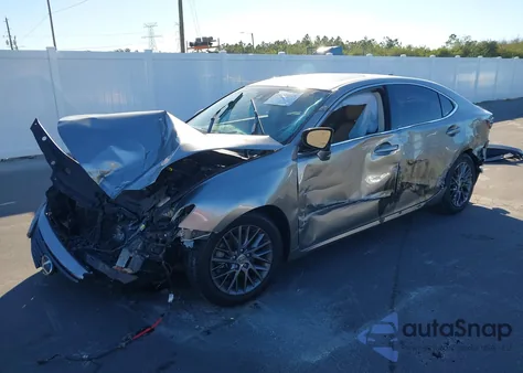 2018 Lexus Es 350 z USA, uszkodzony, nr VIN 58ABK1GG4JU095771